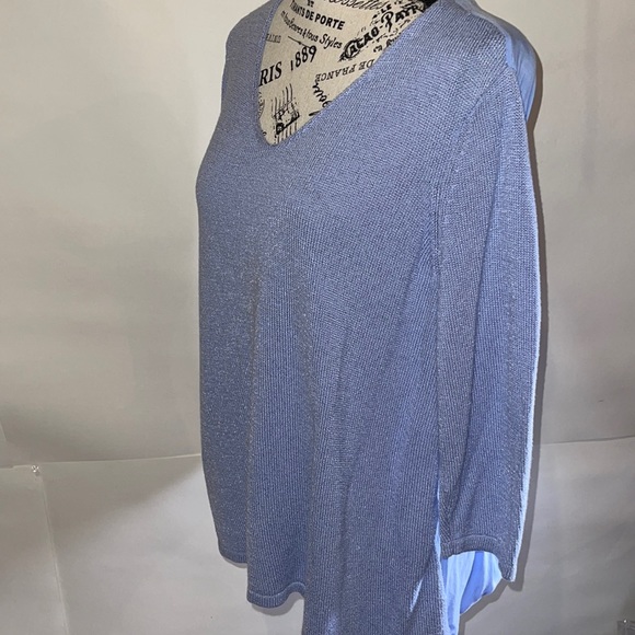 Ellen Tracy Sweater 3/4 length sleeves. Great top - Picture 2 of 6